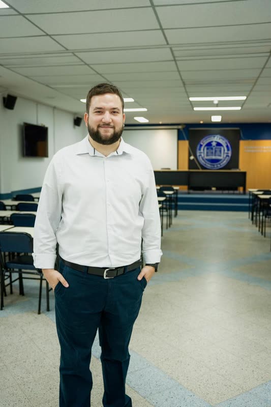 Matías Estigarribia, voluntario del equipo de campaña de Sebas Garay